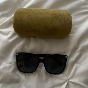 Black Gucci Sunglasses
